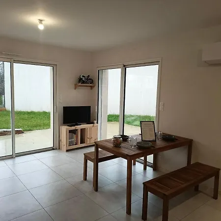 Hébergement de vacances Maison 4 Personnes Avec Jardin à 15 Min Du Grand Parc La Pommeraie-sur-Sèvre